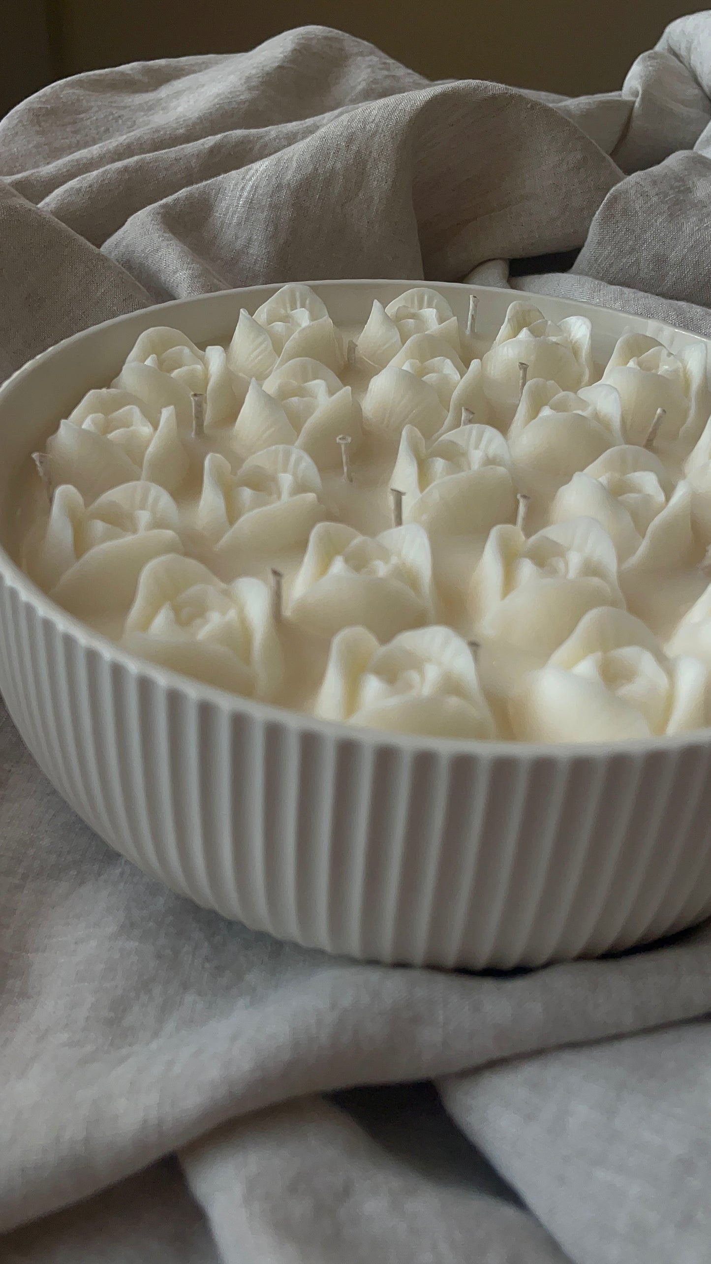 Extra Large Elegant Candle Bowl 8 inch 60 oz