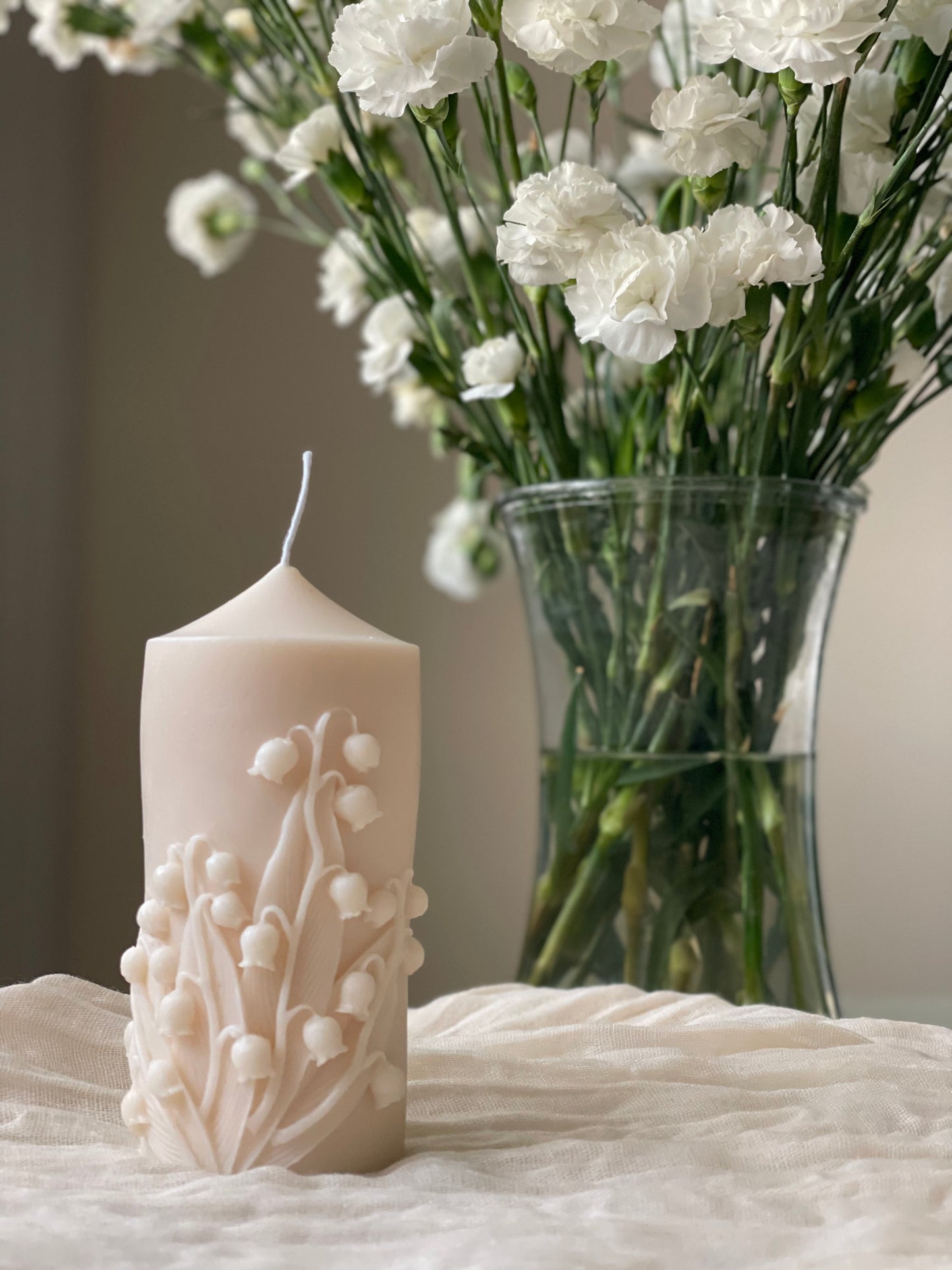 Snowdrops  candle