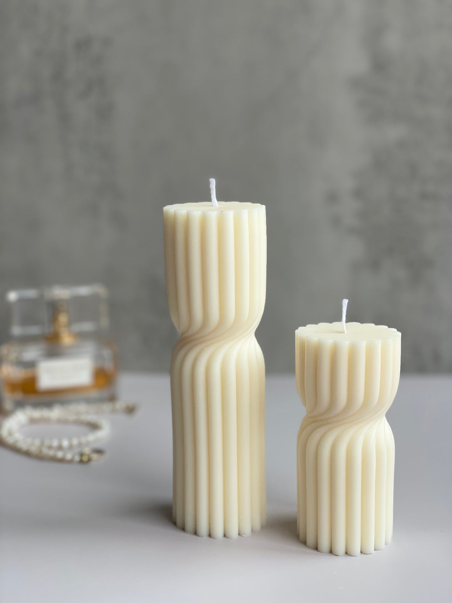 8. Candles column wave two units